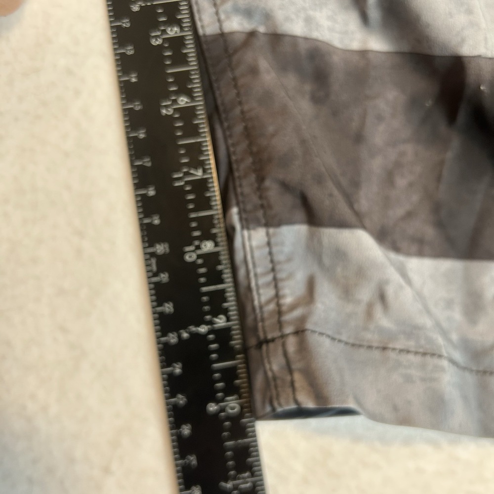 Travis Mathew Men's Board Shorts Trunks Athletics 10" Inseam Stars Gray Size 36 - Picture 5 of 16